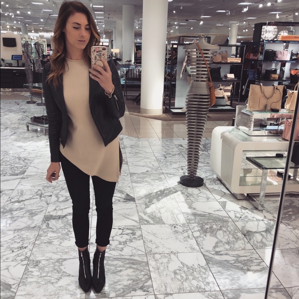 Meet your Posher, Carley